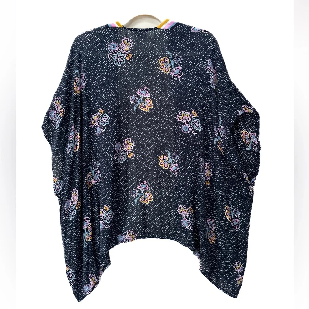 LOFT Kimono, lightweight, navy blue with dots and flowers, sewn arm holes